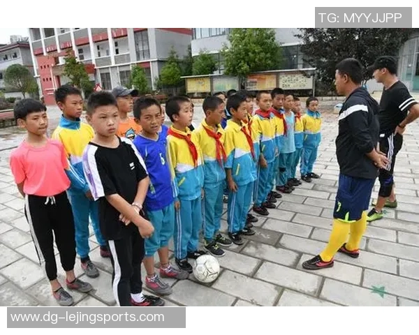 抚顺足球教练的成长之路与青少年足球发展的新机遇探讨