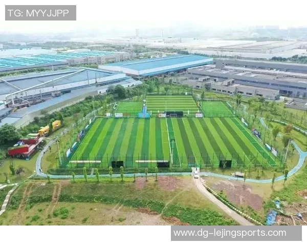 探索移动笼式足球场的创新设计与应用前景助力城市足球发展新模式 探索移动笼式足球场的创新设计与应用前景助力城市足球发展新模式